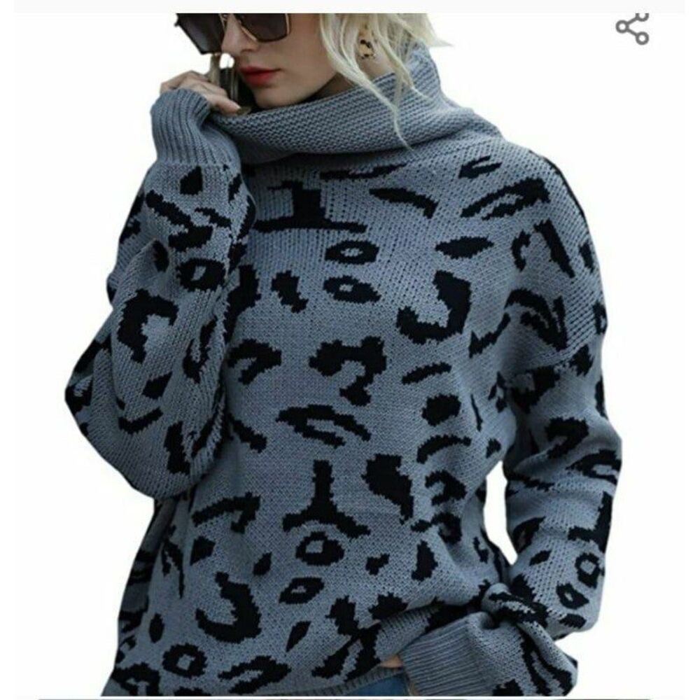 Black Gray Leopard  Mock Turtleneck Sweater Size Xl‎